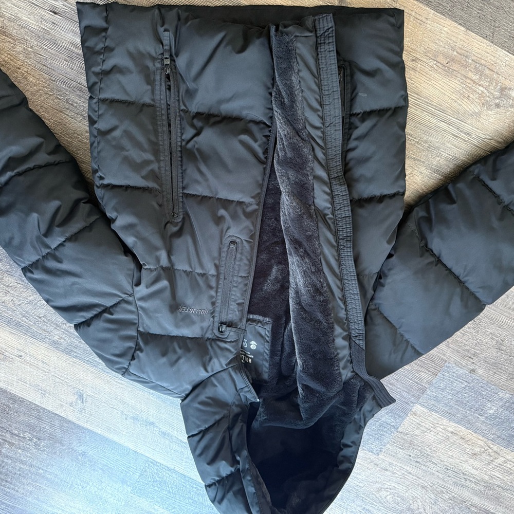 Hollister Black Ski & Snowboard Jacket